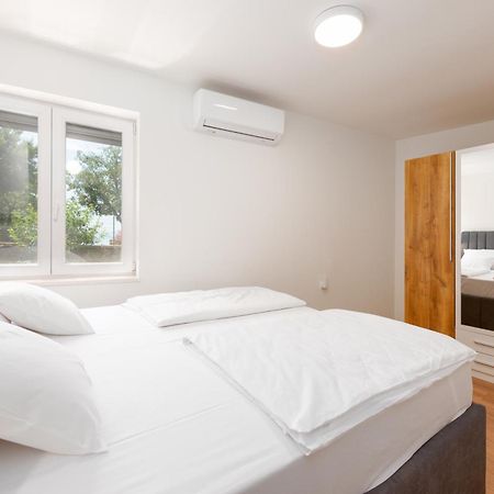 Apartman Noa 카스타브 외부 사진