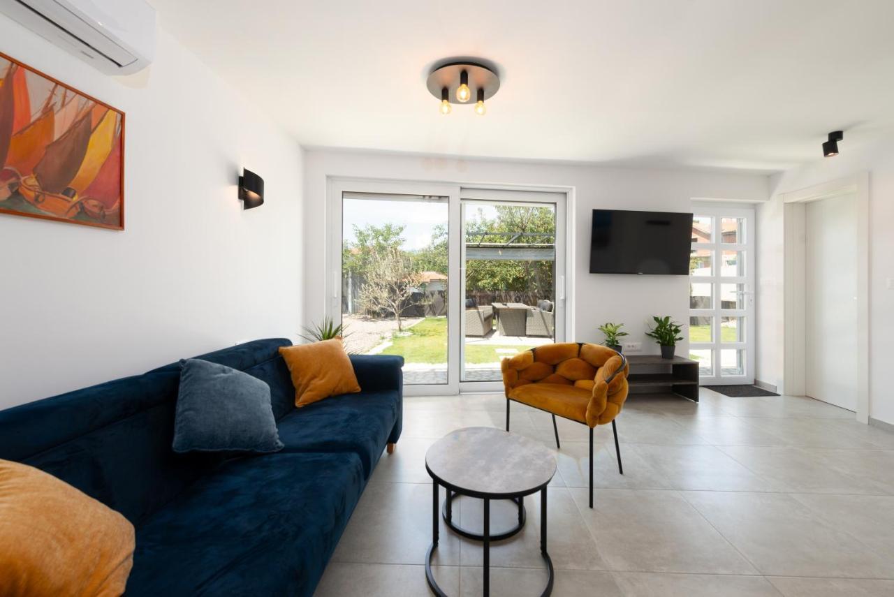 Apartman Noa 카스타브 외부 사진