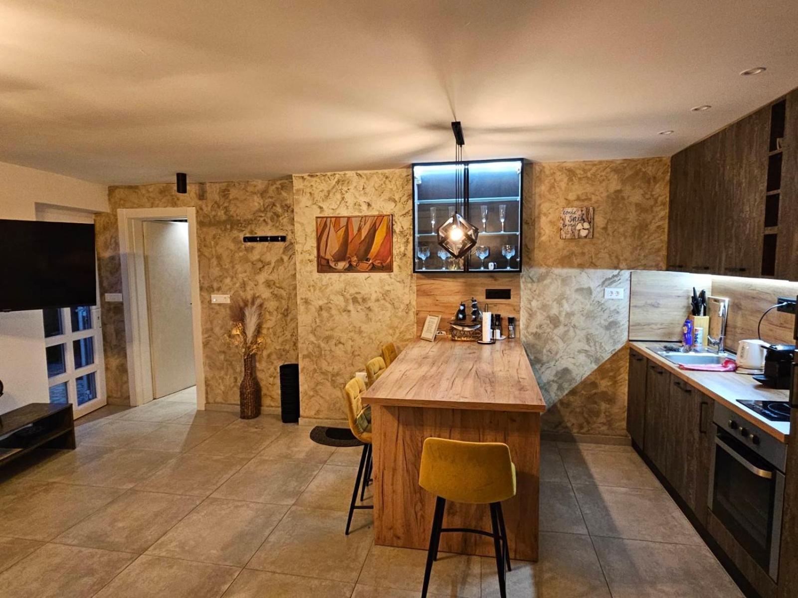 Apartman Noa 카스타브 외부 사진
